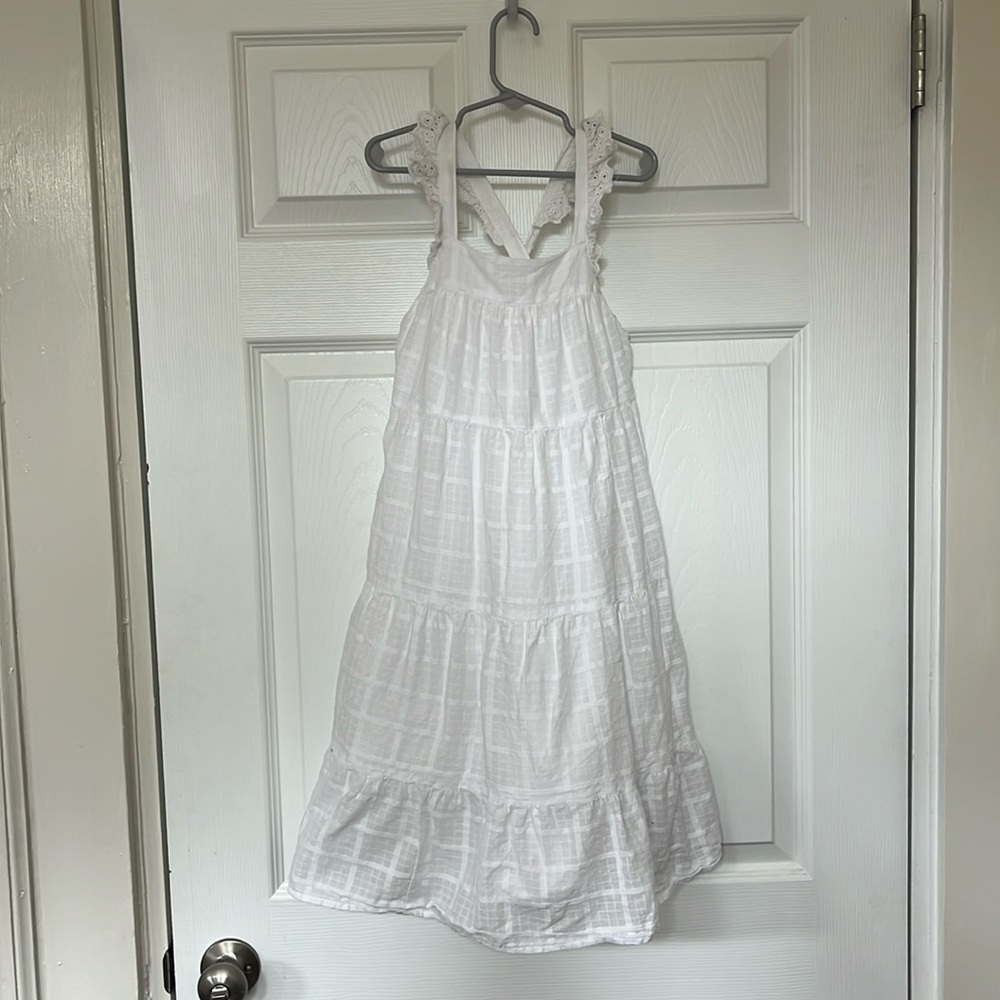 Cat and Jack midi white tier dress. Small (6/7)